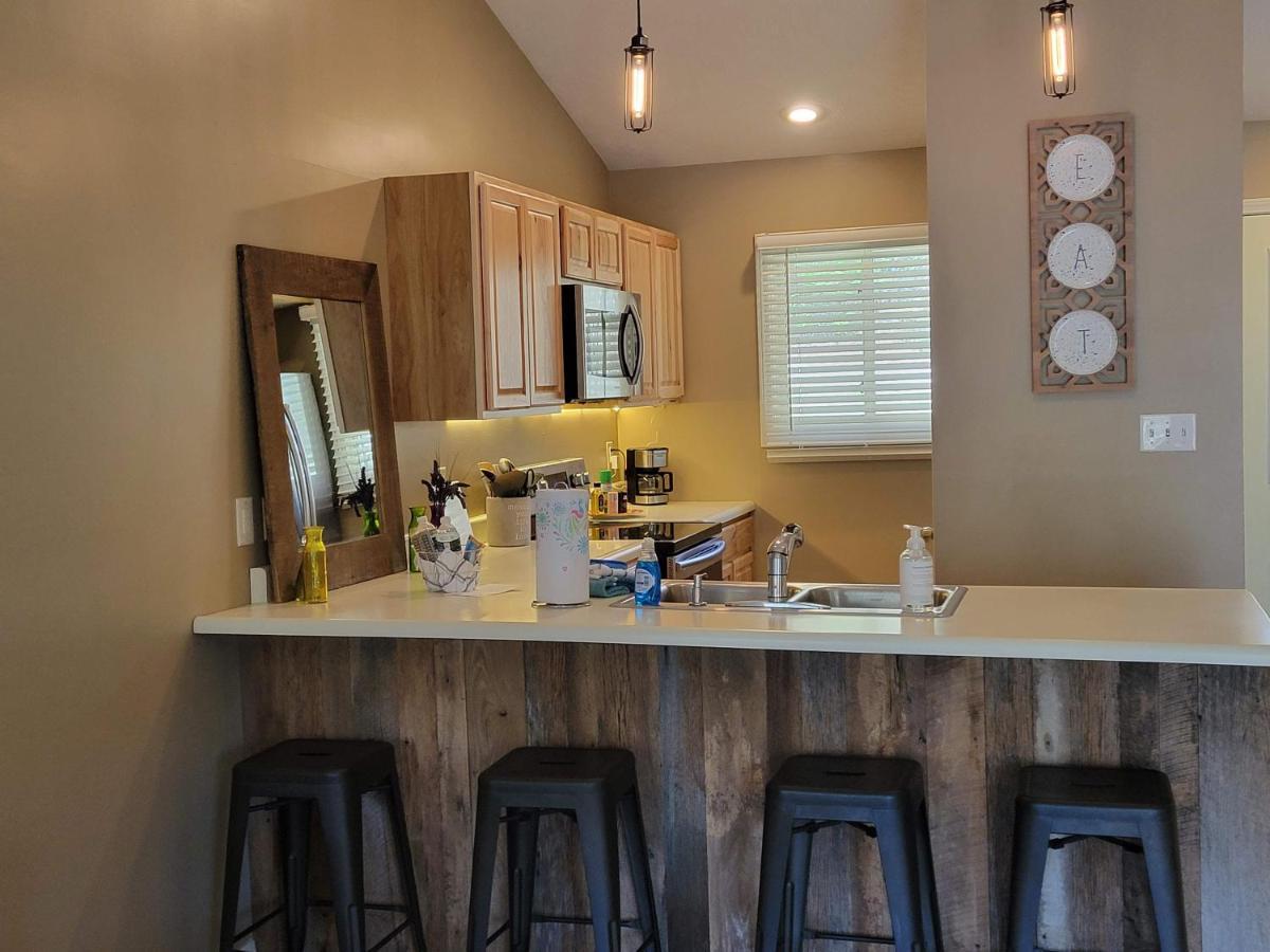 Preston Hollow 布卢明顿 外观 照片
